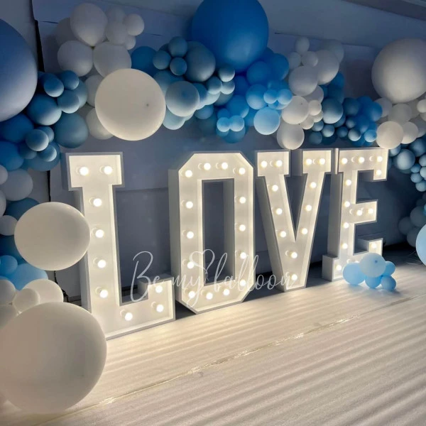 Отдельно стоящий светодиодный светильник LOVE 1,5 метра