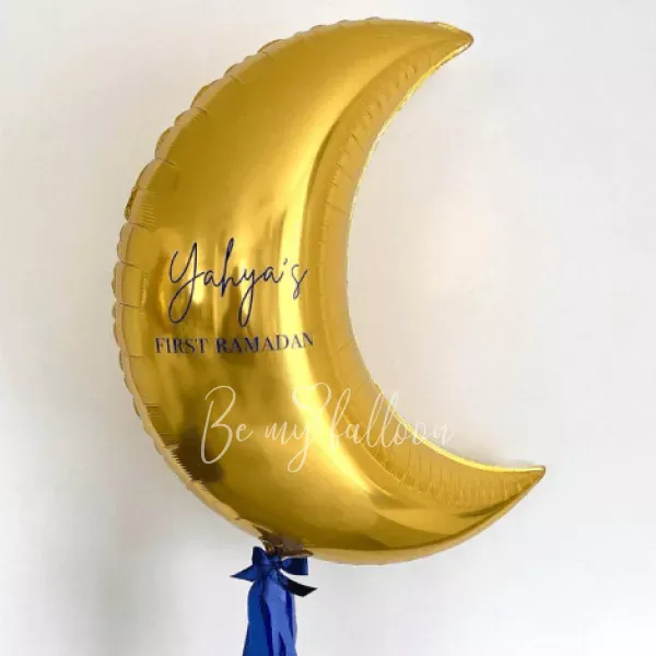 Golden crescent with the inscription 36"